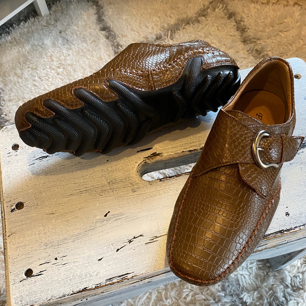 Fashion brand driving loafers